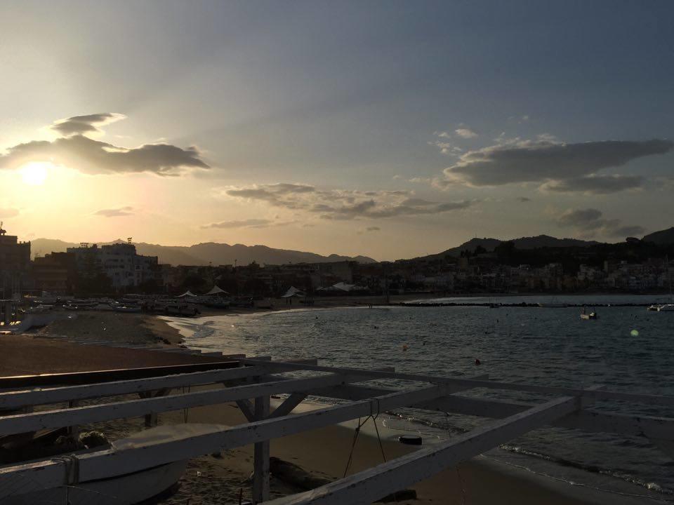 B&B La Casa Di Luigi Giardini Naxos Eksteriør bilde